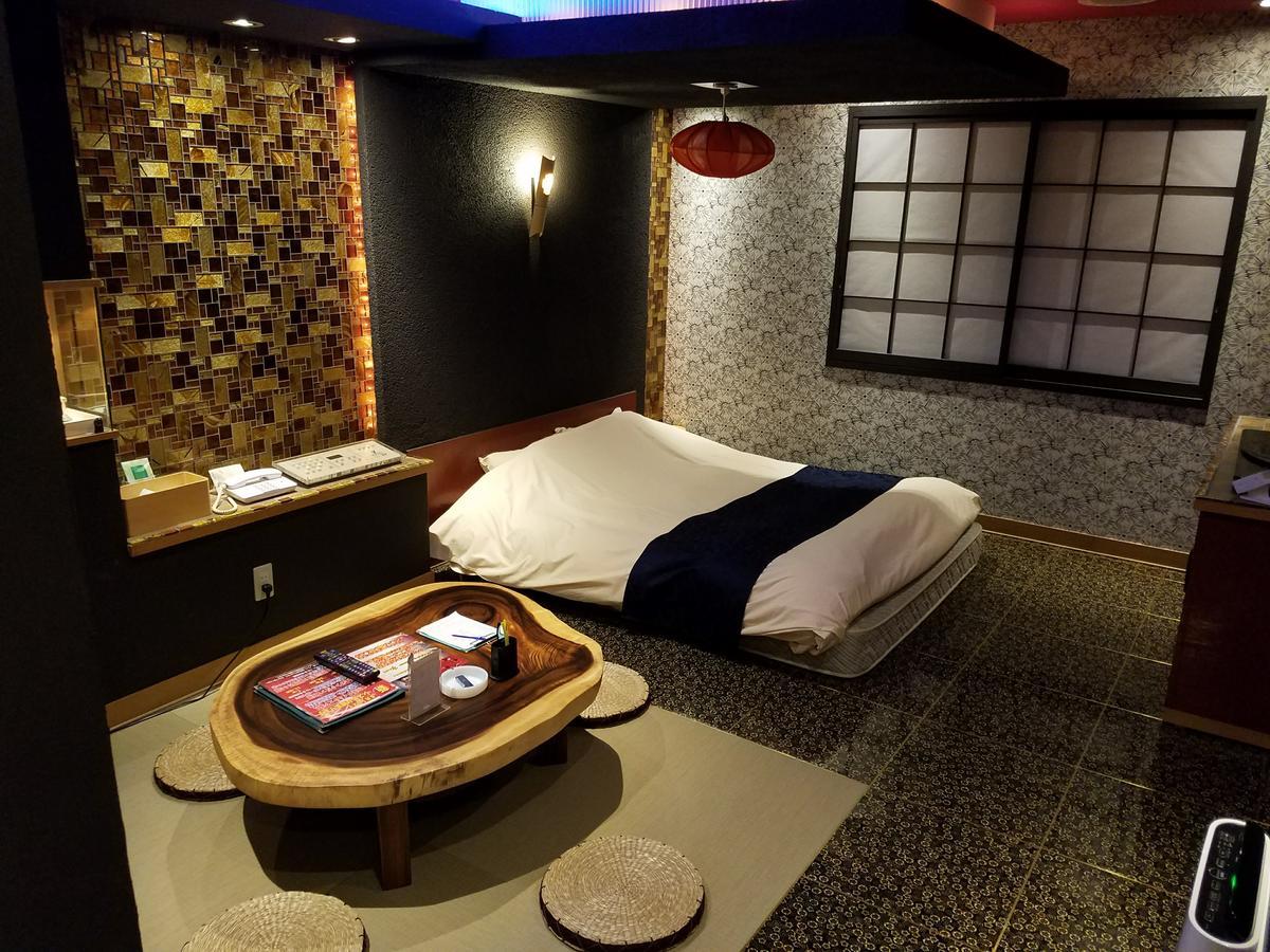 Eight Prince Hotel -Adult Only- Токорозава Экстерьер фото